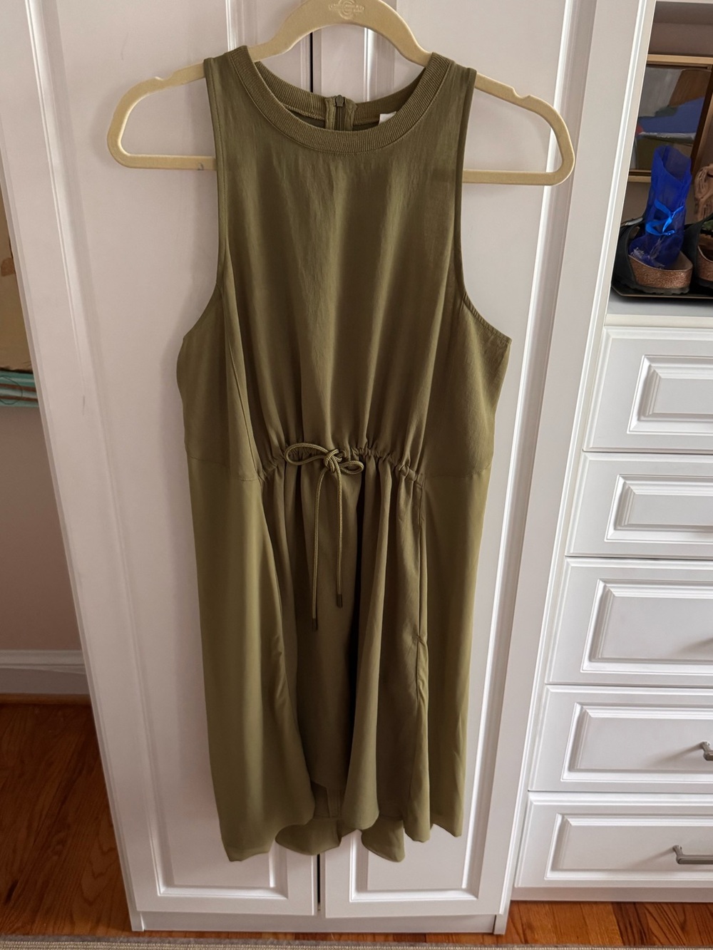 Lululemon mesh overlay dress, size 6, EUC